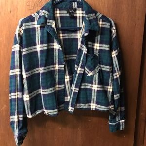 Crop plaid top